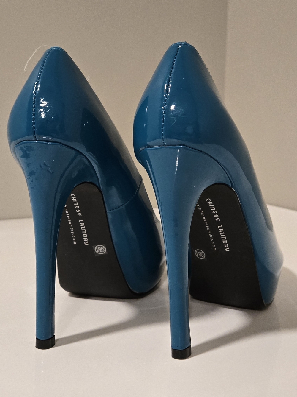 Chinese Laundry "Whistle" Teal Patent Platform Pumps - Picture 7 of 13
